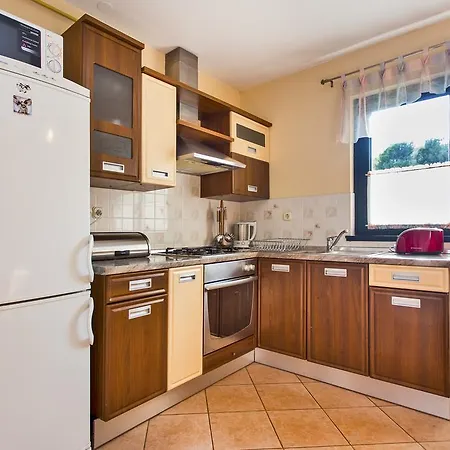 Apartment Gortanova Pula