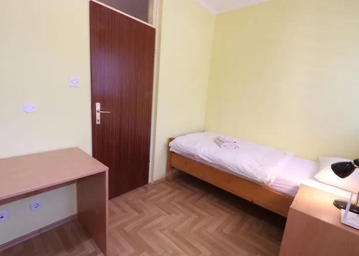 Gortanova * Πούλα